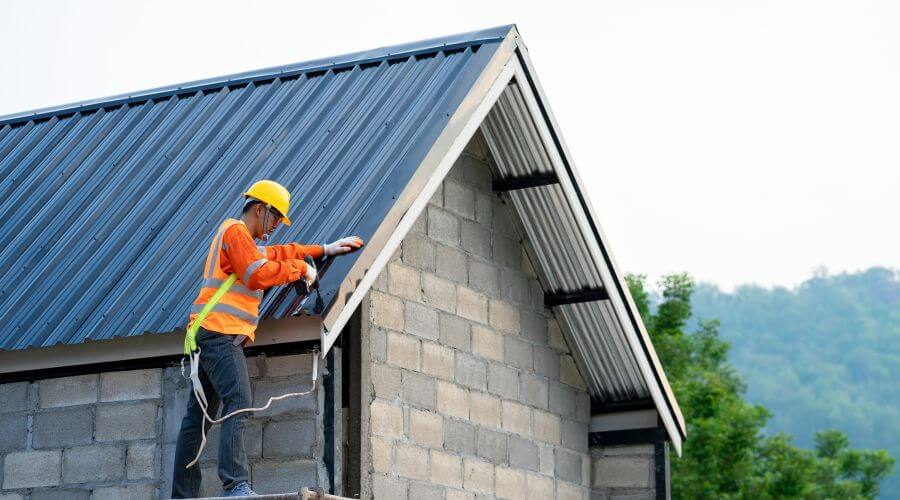 Professional gutter cleaning in Mottville, NY